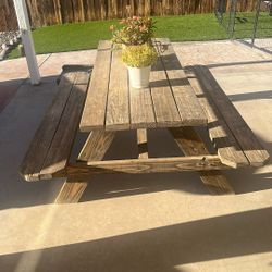 Picnic bench ***Free*** Pick It Up Now 