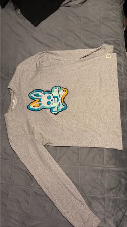 Gray long sleeve psycho bunny shirt