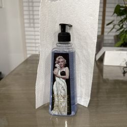 MARILYN MONROE HAND SOAP 13.5 OZ COLLECTORS EDITION-Beauty&Femininity-Lavender