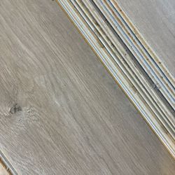 Laminated Flooring 