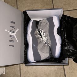 Jordan 11 Cool Grey