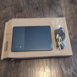 Lenovo IdeaPad Slim 3 Chromebook