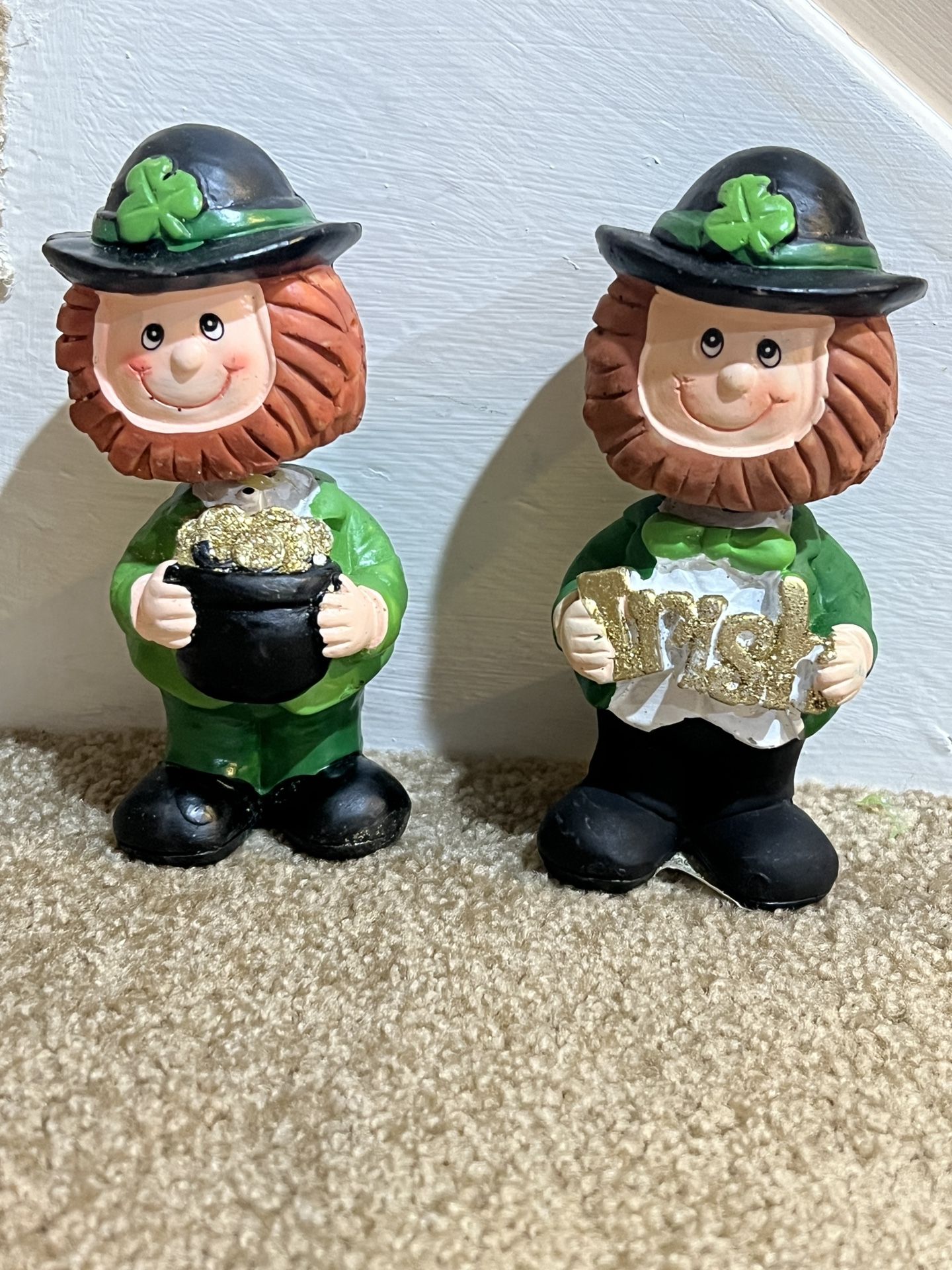 Vintage 2 Lucky Leprechaun Glitter IRISH St Patrick's Day Bobblehead Figurine 6”