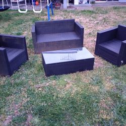Outdoor Patio Furniture Set (Black, 4 Pieces)