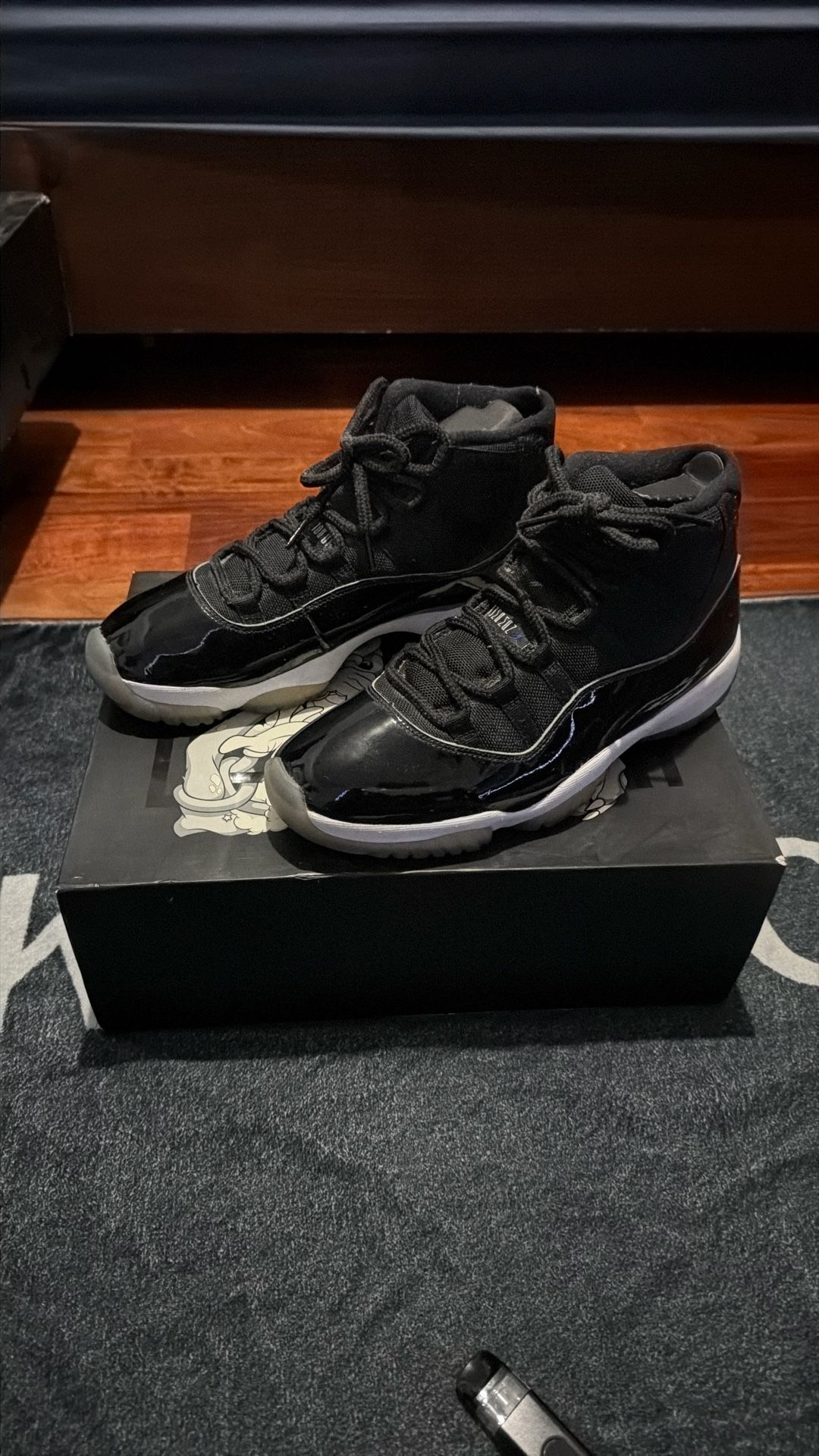 Jordan 11 Space Jam