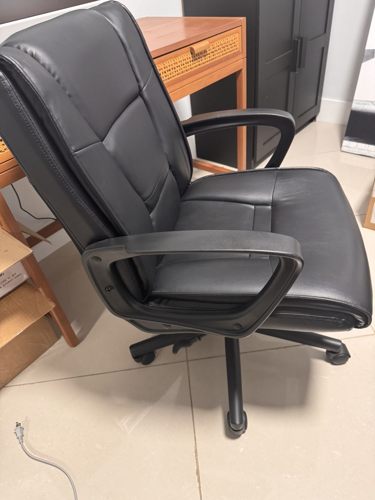Ergonomic Desk Leather Chair Black