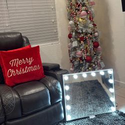 Light Up Mirror 30 Inch Like new