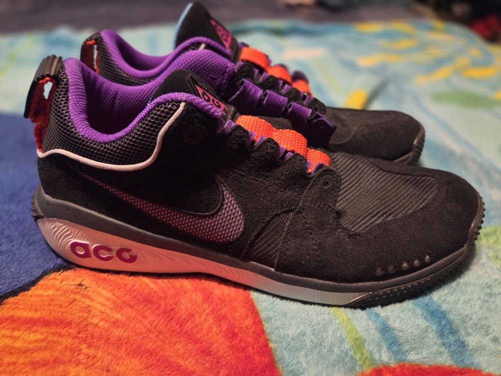 Nike ACG Dog Mountain Hyper Grape Worn Once Excellent Condition