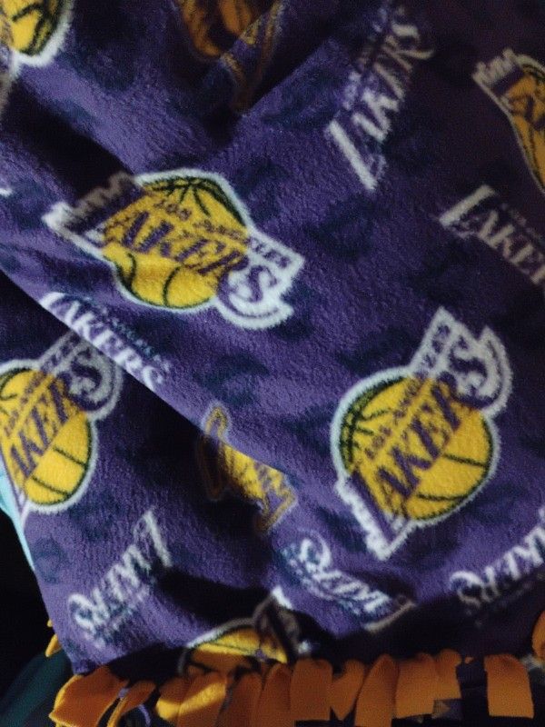 Lakers Tie Blanket
