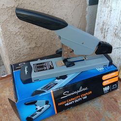 Stapler Heavy Duty 