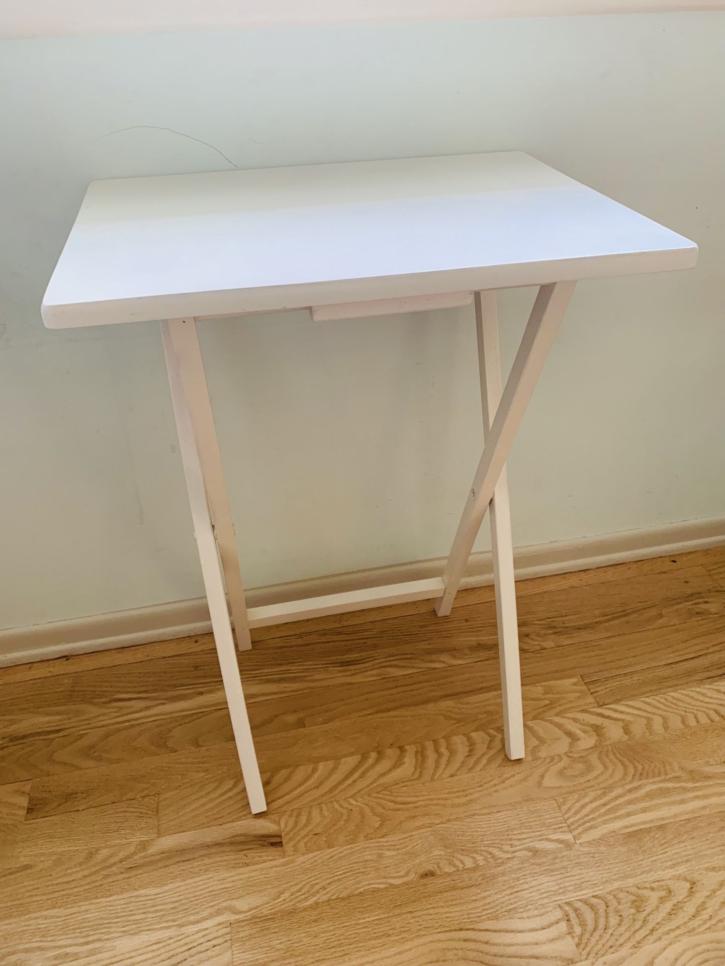 Mainstays Folding TV Tray Table, Rubberwood, 19" x 14.5" x 26"