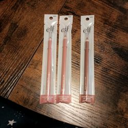 This Is Brand New Makeup That I Had Handed Down By My Mother That She Did Not Like After Buying It Is Unused And Brand New.