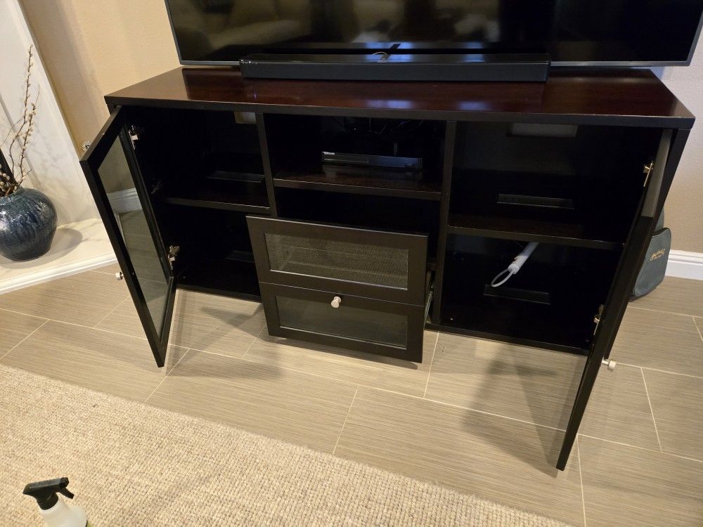 TV stand