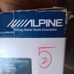 Alpine iLX-W650