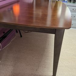 Bassett Dining Table