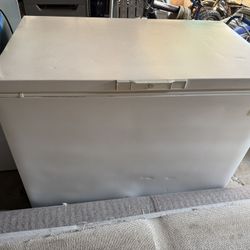 Maytag 15 Cubic Feet Chest Deep Freezer