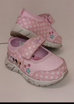 size 4 girl shoes $3 FIRM