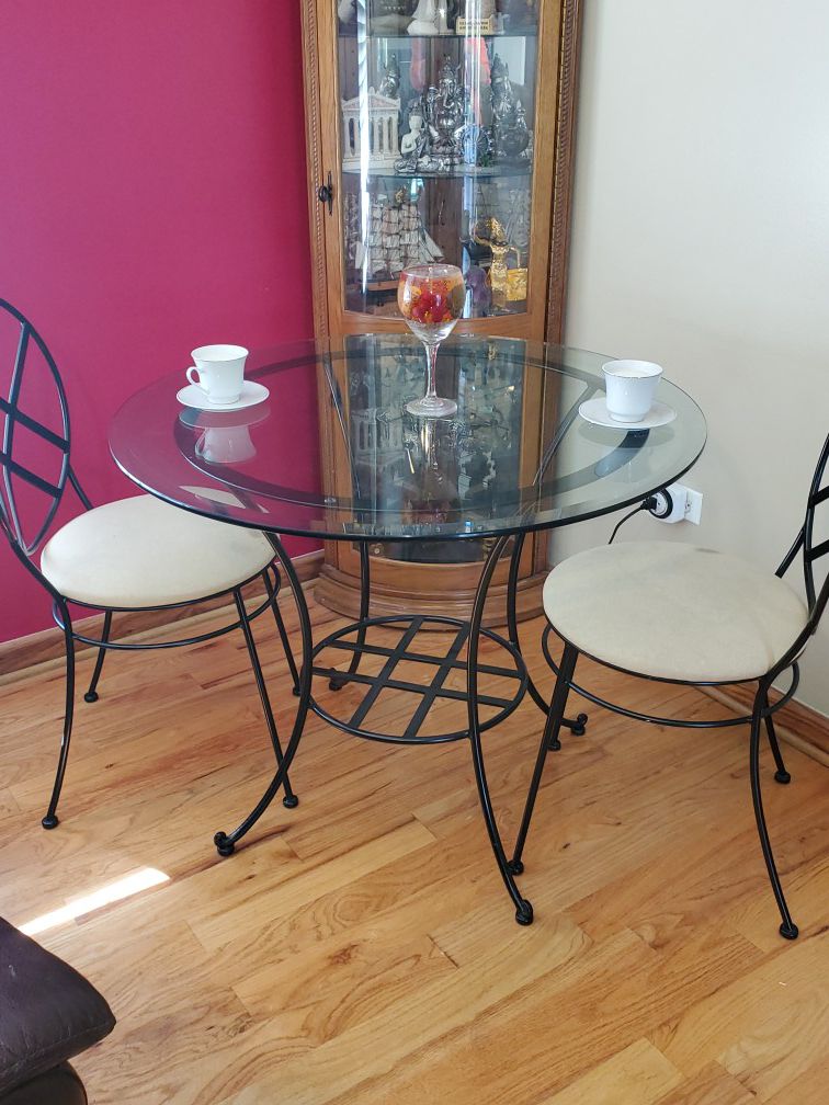 Two Seat coffee or dinette set