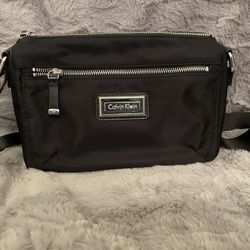 Calvin Kline Cross Body 