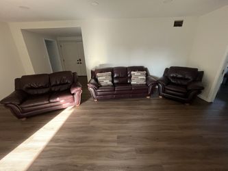 Set of 3 Leather Couches