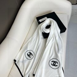Thin velvet long scarf