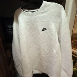 Nike Tech fleece Crew Neck Size XL