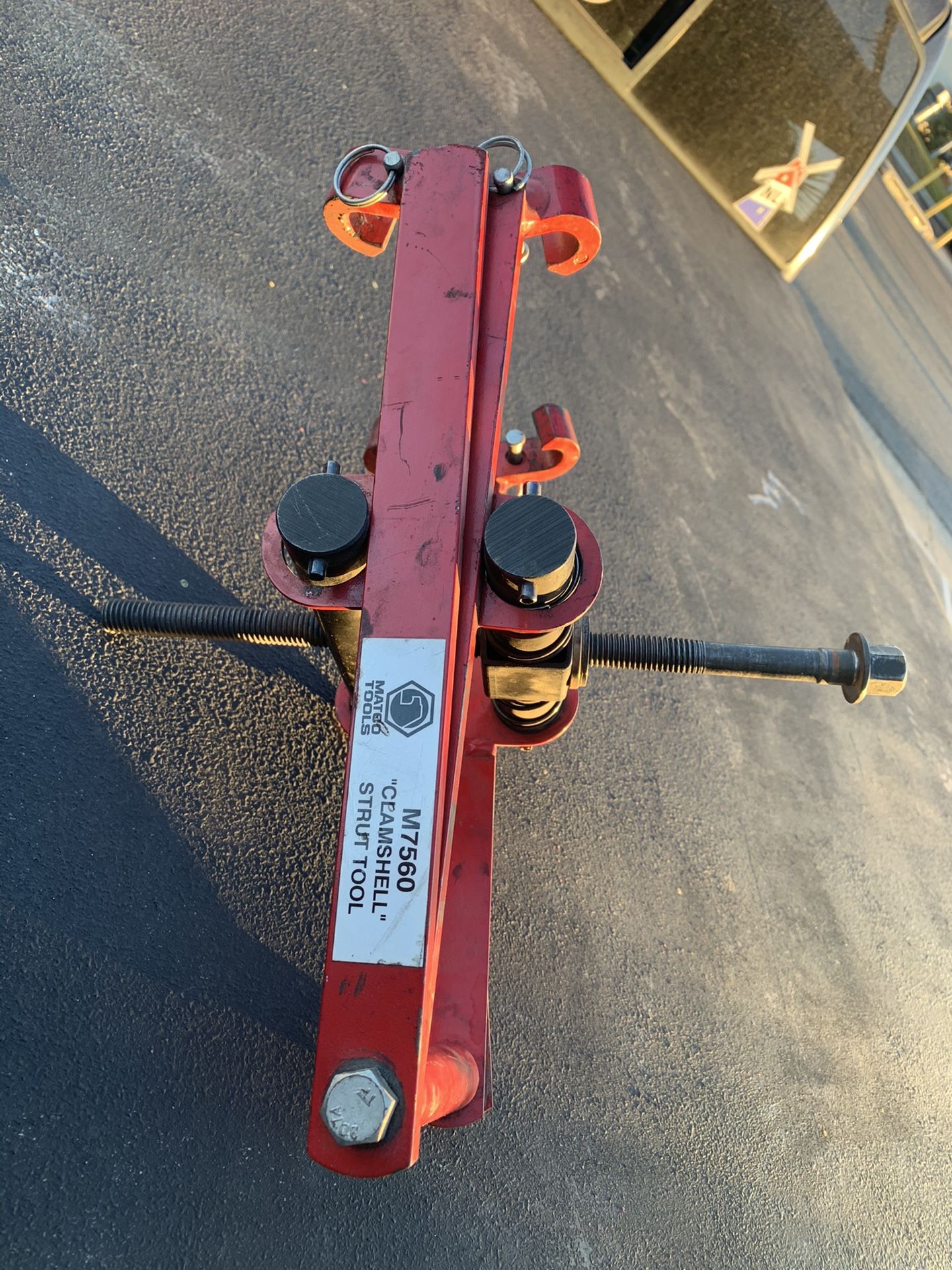 MATCO clamshell spring compressor for Sale in Los Alamitos, CA OfferUp