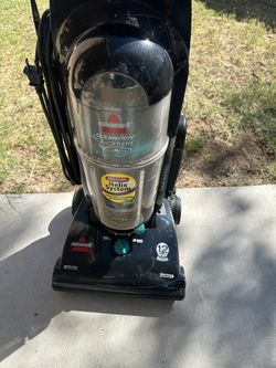 Bissell Vacuum Cleaner