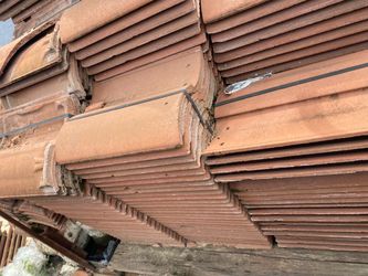 Reclaimed Clay Roof Tiles Bundle