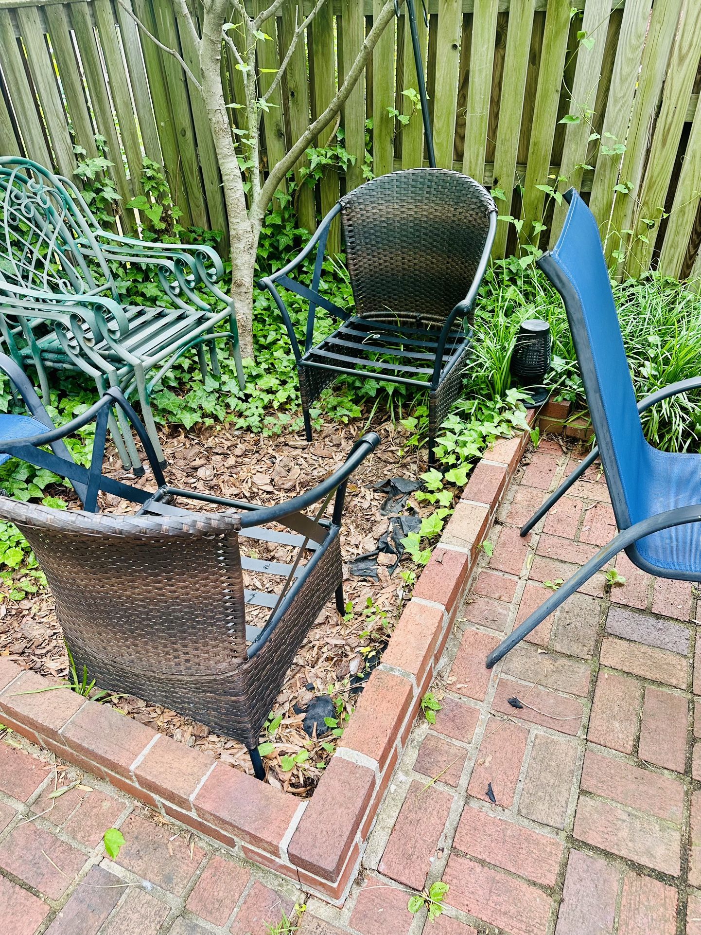 Set Of 2 Woven Style Outdoor Chairs