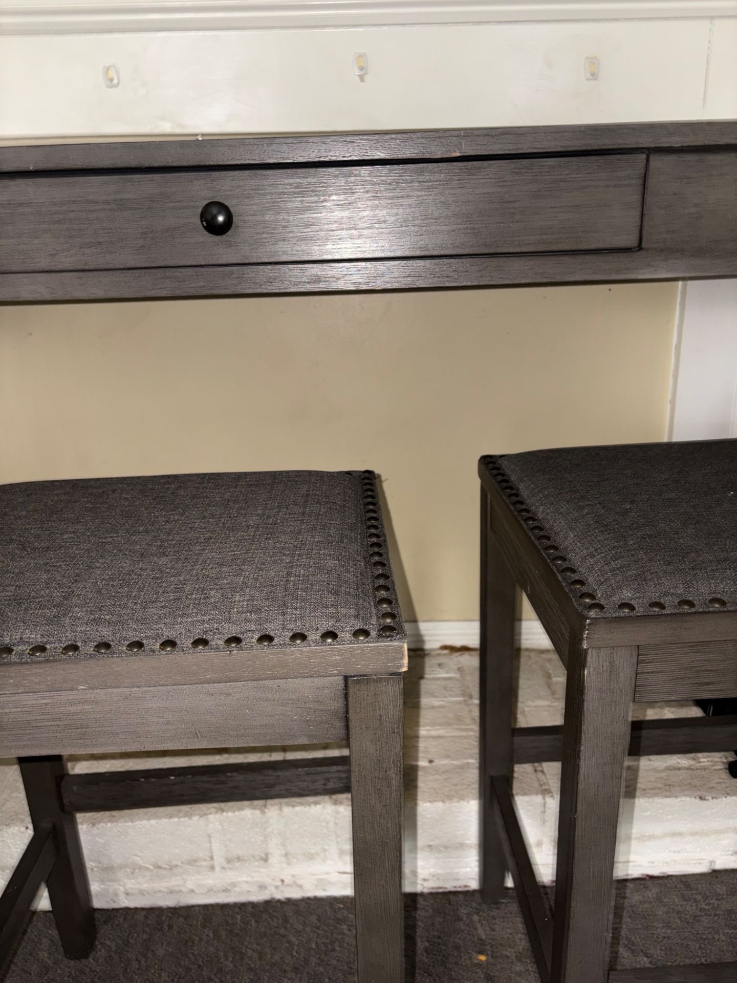 6 ft Table with chairs