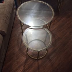 Living Room Table $20