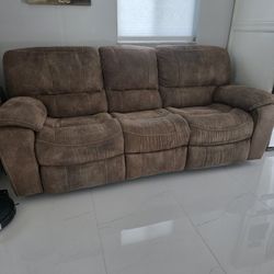 3 Seats Sofa. Have 2 Recliner 