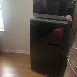 Small Fridge And Microwave 