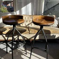 Industrial  Bar Stool Set