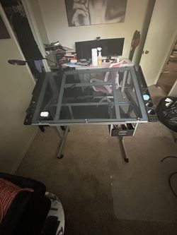 Adjustable Drafting Table