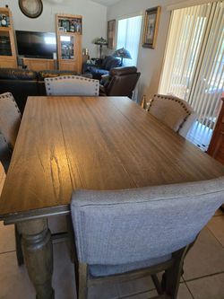 High top dining table and 4 chairs