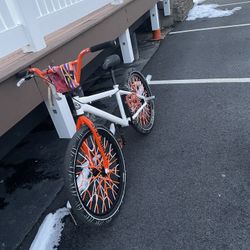 So Cal  Flyer $300 Look Description 