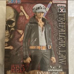 One Piece Figure -  D. Law