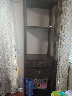 Bassett Furniture 2 Corner cabinets