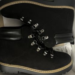 Women’s Shoes