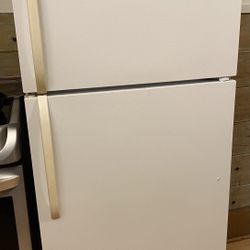 FREE Frigidaire Top Mount, Frost-Proof Refrigerator-Freezer