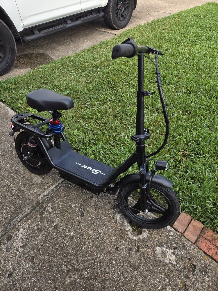 scooter Electric Good Condition with Charger
