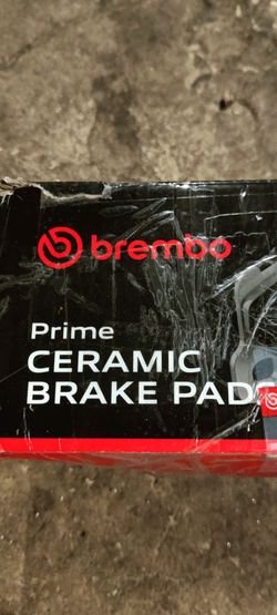 Brembo ceramic brakes for BMW SUVs & cars brand new  75$