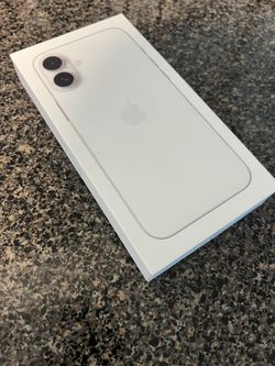 iPhone 16 Plus 256gigs ( Unlocked)