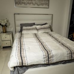 Modern White Upholstered Bed Frame – Queen Size w/ Headboard