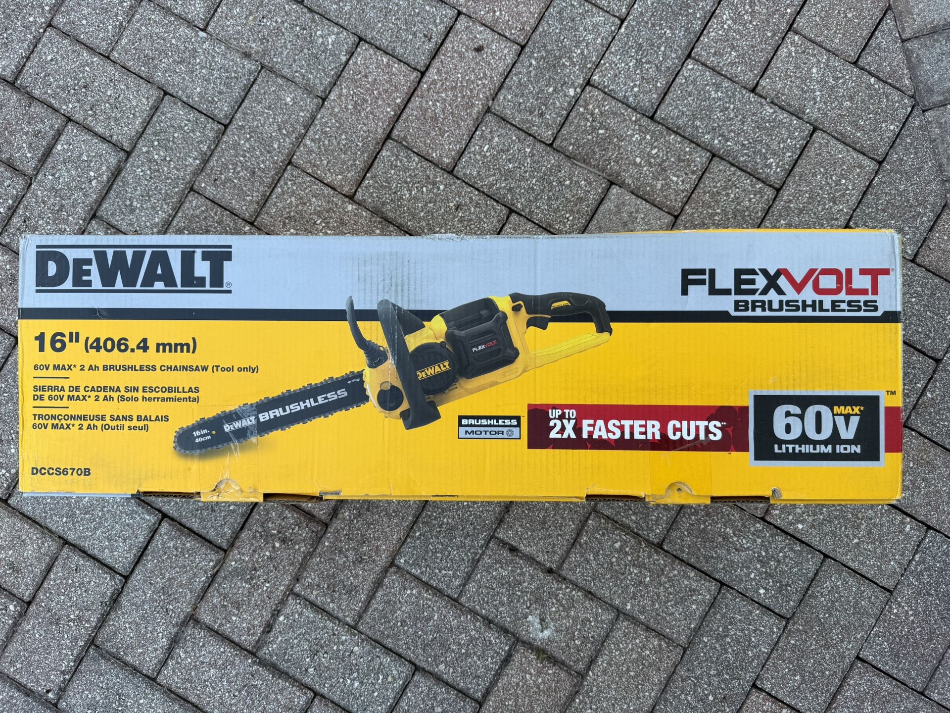 DeWalt 16” Brushless Flexvolt 60V Chainsaw DCCS670B