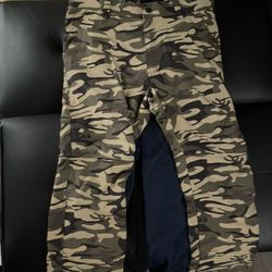 Wrangler Camo Pants (38x32)