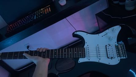 Yamaha strat