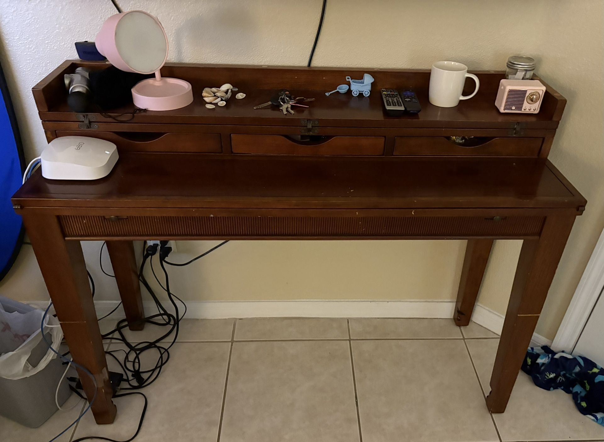 Desk